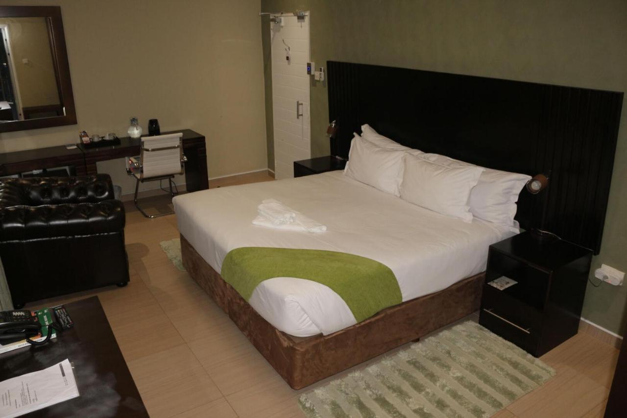 Peaconwood Boutique Villa Palapye 外观 照片